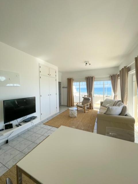Linha D Agua - Ap Apartment Salema Exterior photo